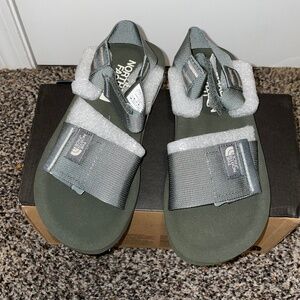 THE NORTH FACE SKEENA SANDALS WOMEN'S AGAVGRN VNTGWHT Womens Size 5